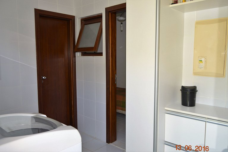 Esplêndida Casa B02 com Piscina em Imbassaí