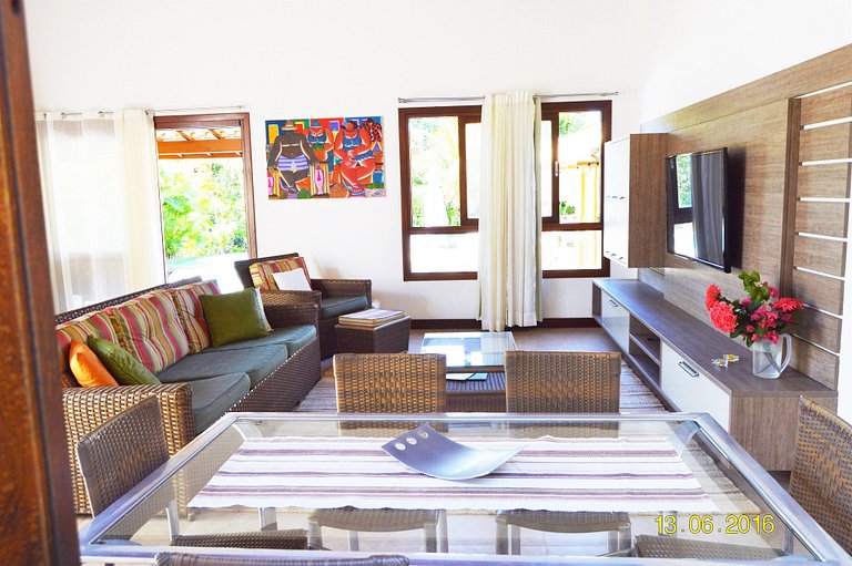 Splendid House with Pool in Imbassaí