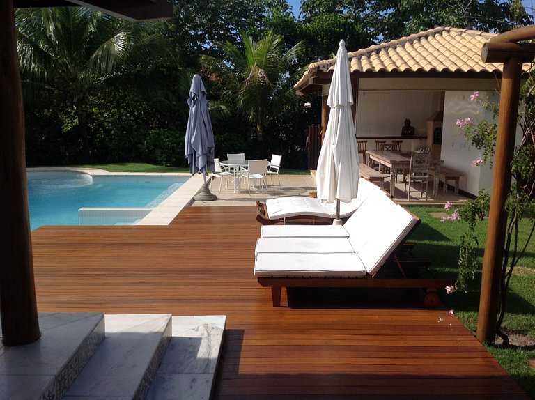 Splendid House with Pool in Imbassaí