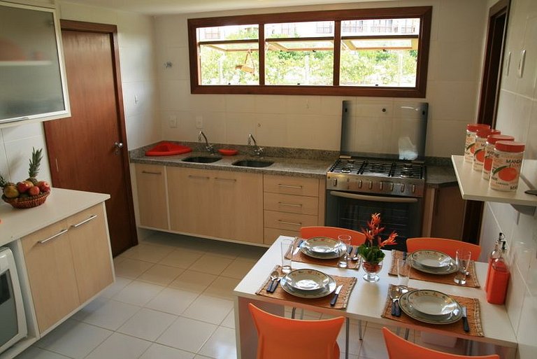 CASA 4 SUITES - Cond. Reserva Imbassaí - A15 Orquídeas