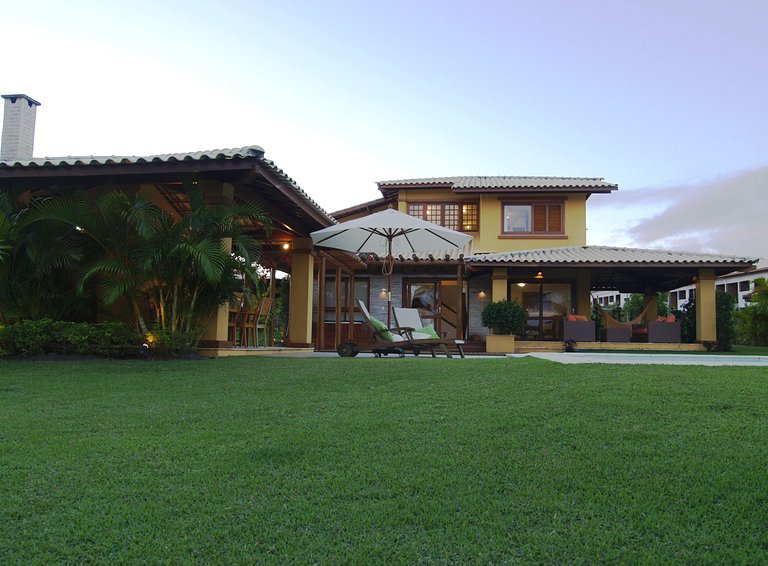 CASA 4 SUITES - Cond. Reserva Imbassaí - A15 Orquídeas