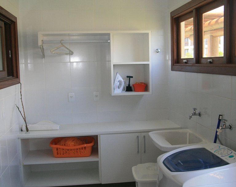 CASA 4 SUITES - Cond. Reserva Imbassaí - A15 Orquídeas