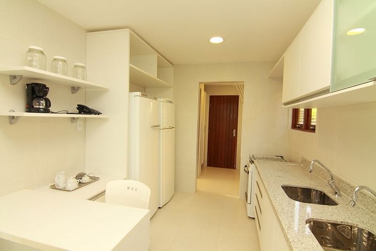 Apto de 3 suites 151m2 (F05 102) - Cond.Reserva Imbassai