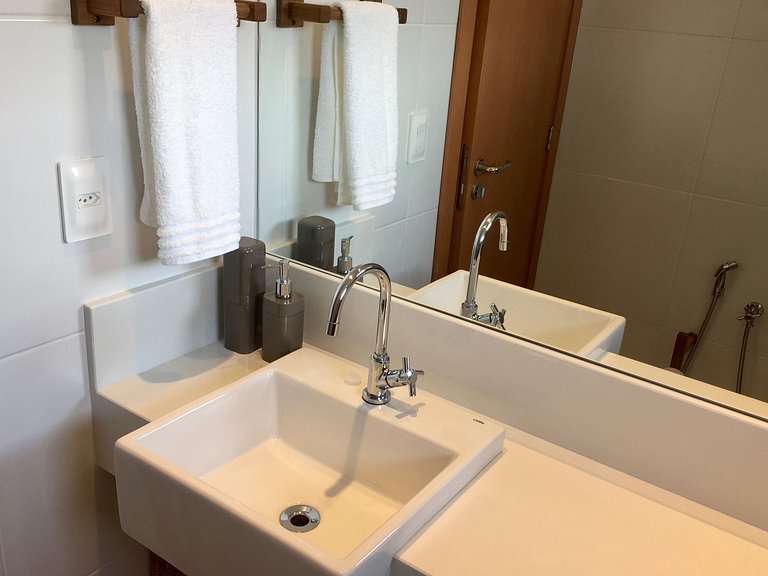 Encantador apartamento superior de 2 dormitorios en Imbassaí