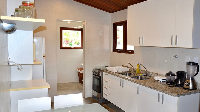 Apto de 3 suites 151m2 (F04 202) - Cond.Reserva Imbassai