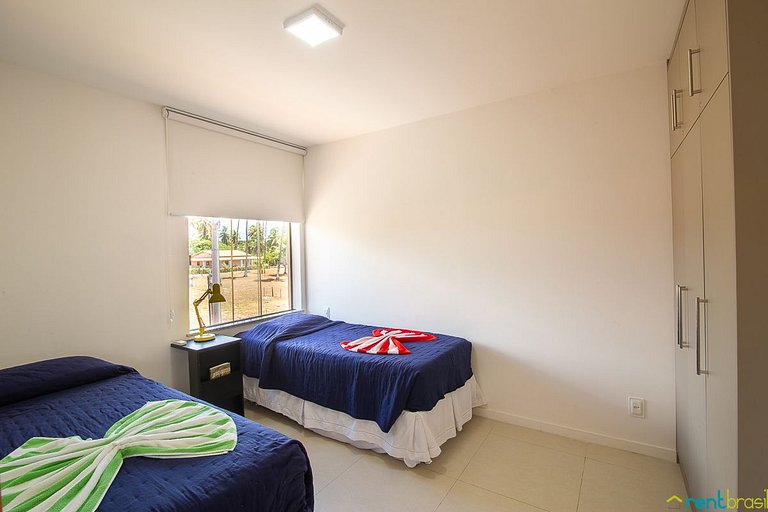 Apto Superior com Vista da Piscina em Imbassaí - D104