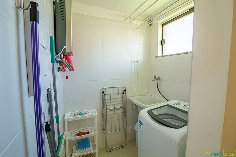 Apto Superior com Vista da Piscina em Imbassaí - D104