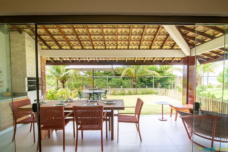 Bungalow de 3 dormitorios con jardín en Imbassaí