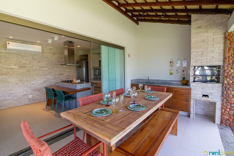 3-bedroom bungalow with garden in Imbassaí