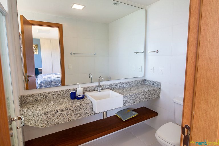 Charmoso Bangalô Duplex com 3 suítes - J01