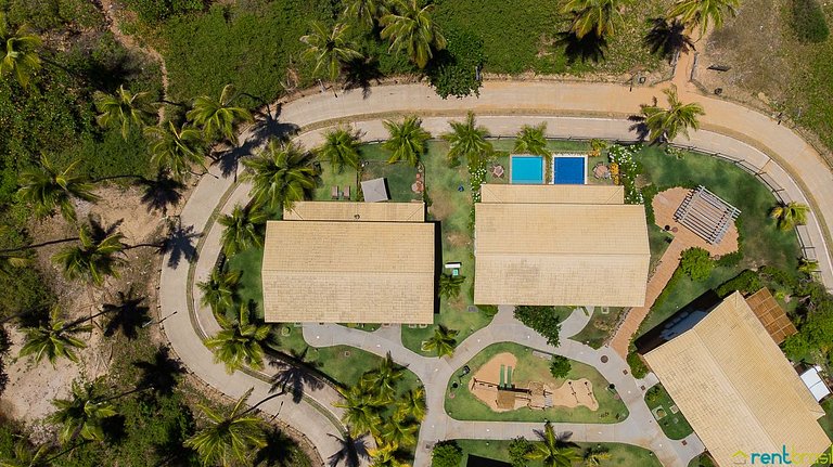 Lindo Apto 2 Quartos com Jardim em Imbassaí - C03