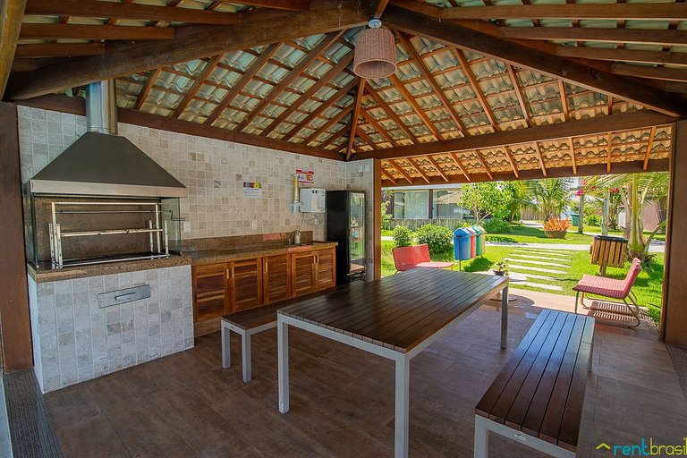 Lindo Apto 2 Quartos com Jardim em Imbassaí - C03