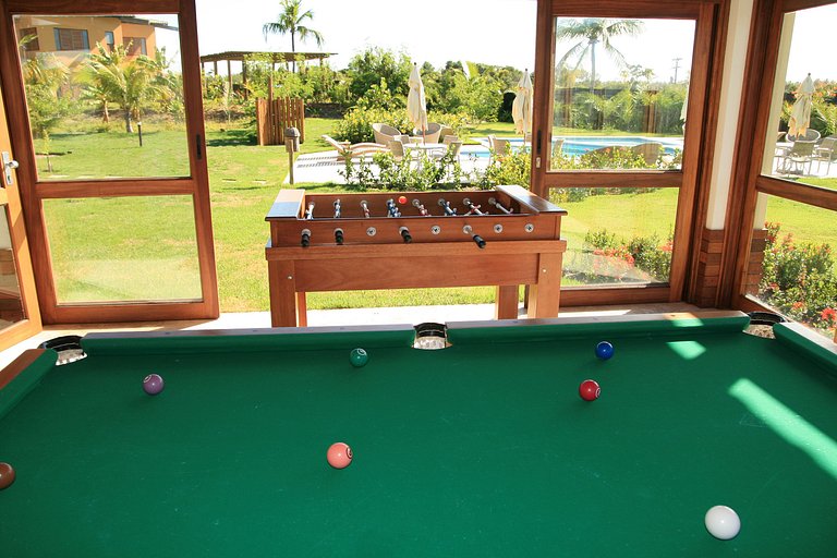 Espléndida casa con piscina en Imbassaí