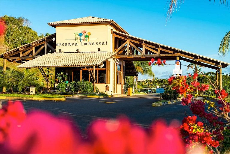 Splendid House with Pool in Imbassaí