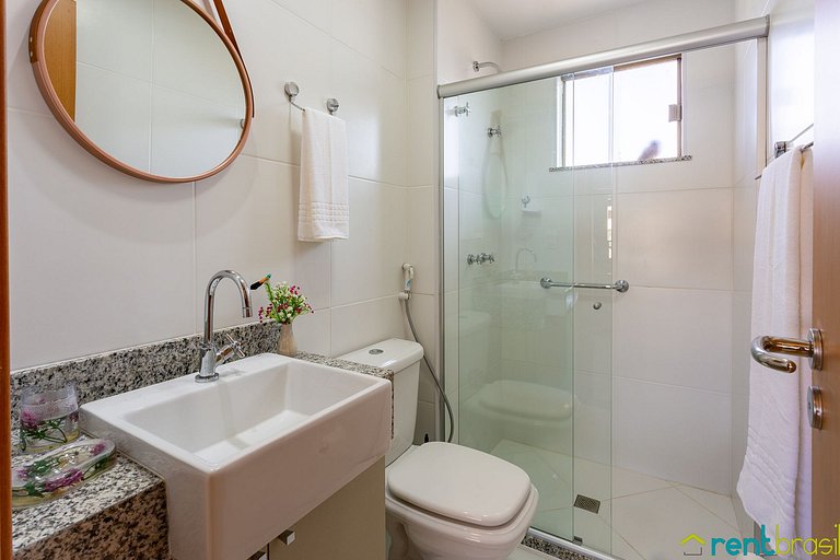 Elegante Apto de 2 quartos Superior em Imbassaí - D102