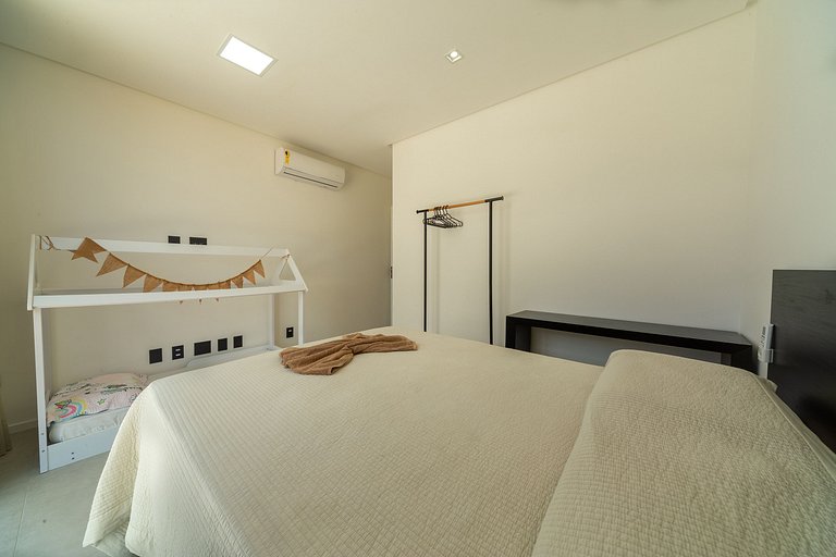 Casa 224 de Alto Padrão com piscina em Sauípe