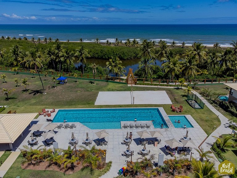 Hermoso bungaló con piscina e hidromasaje en Imbassaí - Casa