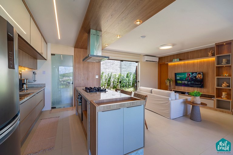 Modern and Sophisticated Bungalow in Imbassaí