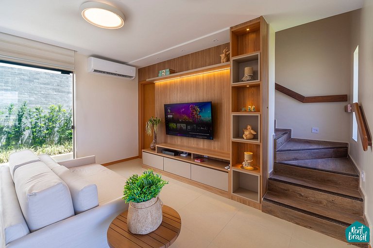 Modern and Sophisticated Bungalow in Imbassaí