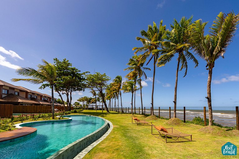 Beautiful 4-bedroom village house in Itacimirim