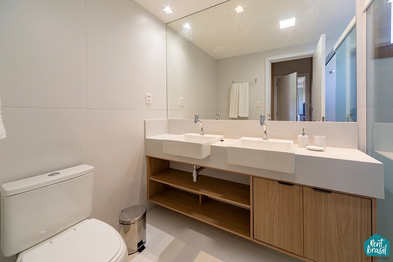 Beautiful 4-bedroom village house in Itacimirim