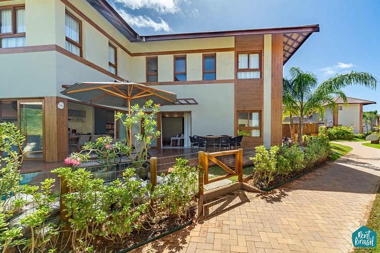 Beautiful 4-bedroom village house in Itacimirim