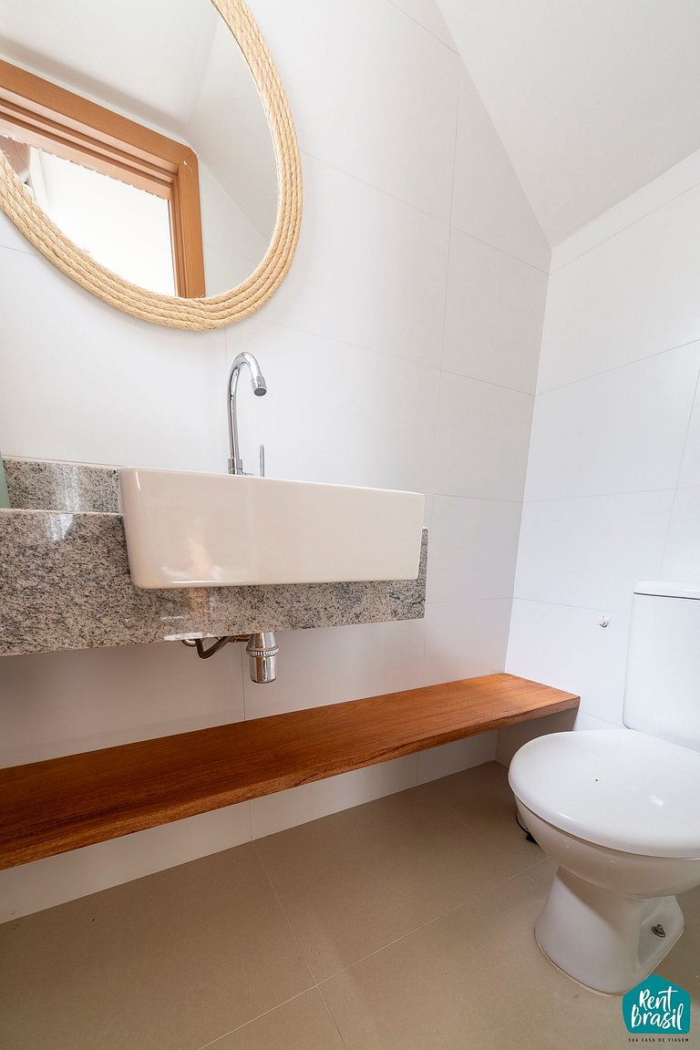 Bungalow R03: Charm, Comfort and Investment Potential on the