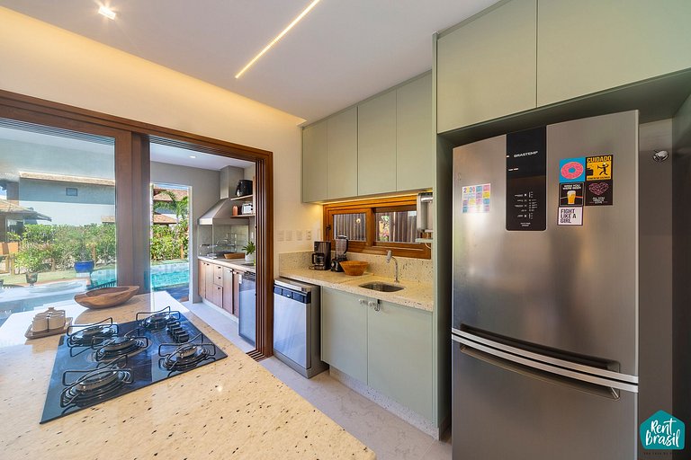 Hermoso bungalow con piscina en Itacimirim