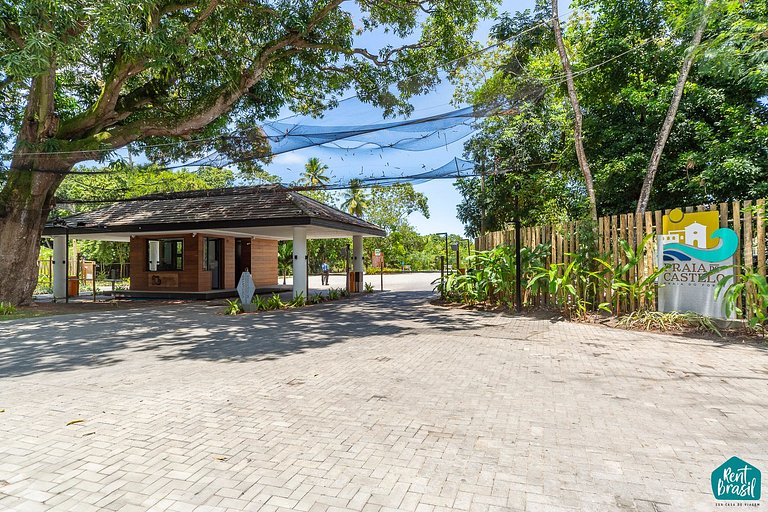 Casa dúplex moderna con piscina en Praia do Forte