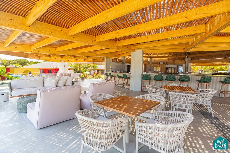 Casa Moderna Duplex com piscina em Praia do Forte