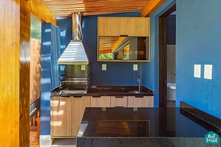 Modern duplex house with pool in Praia do Forte