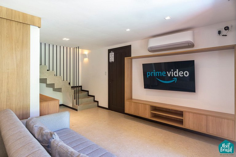 Modern duplex house with pool in Praia do Forte