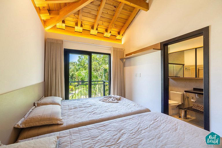 Modern duplex house with pool in Praia do Forte