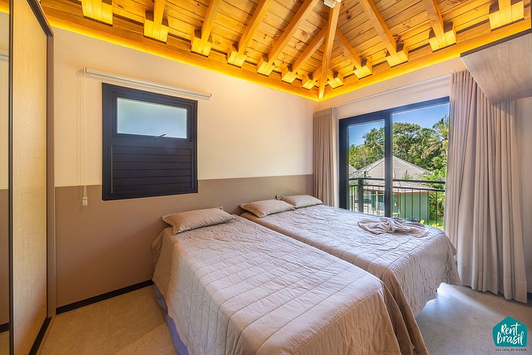 Casa Moderna Duplex com piscina em Praia do Forte