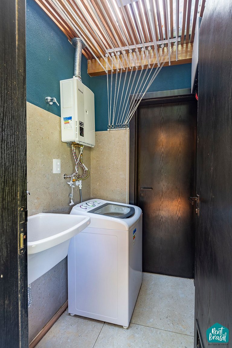 Casa Moderna Duplex com piscina em Praia do Forte