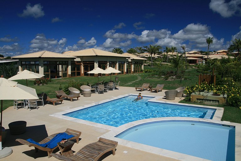 Preciosa casa en Imbassaí con 4 dormitorios y piscina