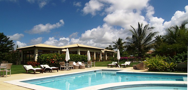 Preciosa casa en Imbassaí con 4 dormitorios y piscina