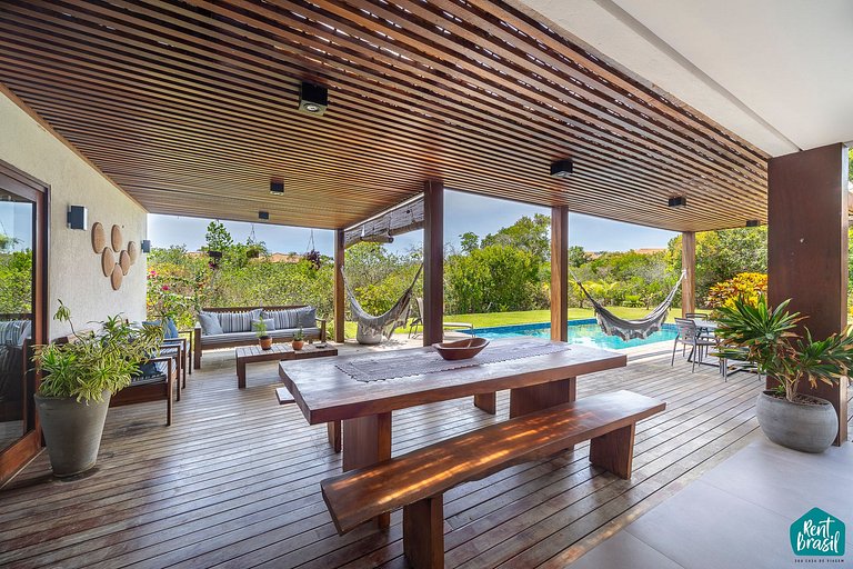 Sophisticated 4-suite house in Praia do Forte