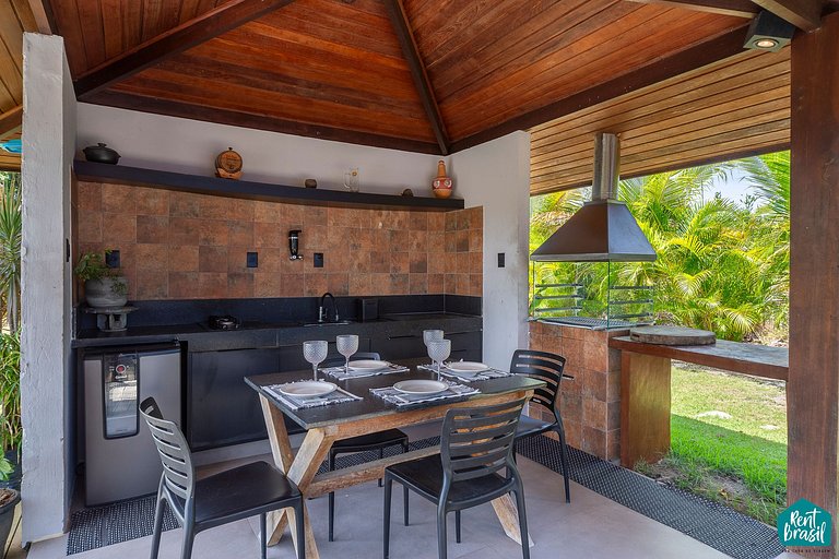 Sophisticated 4-suite house in Praia do Forte