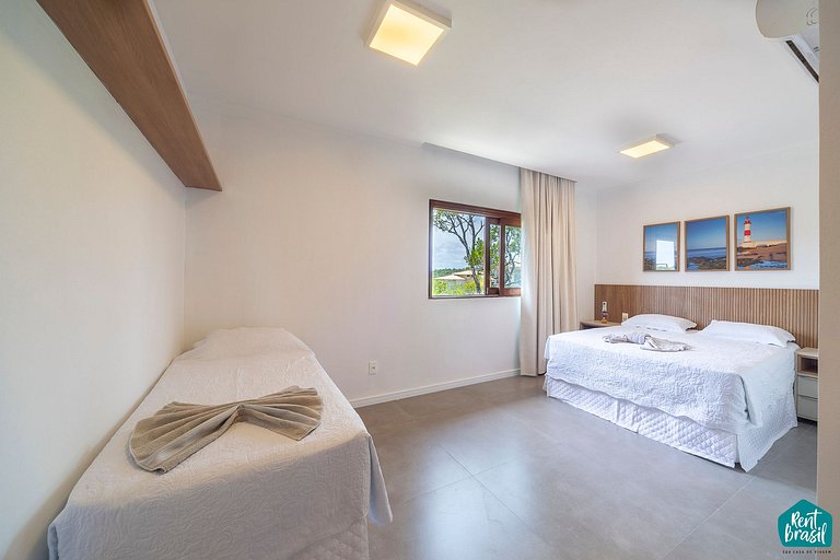 Sophisticated 4-suite house in Praia do Forte