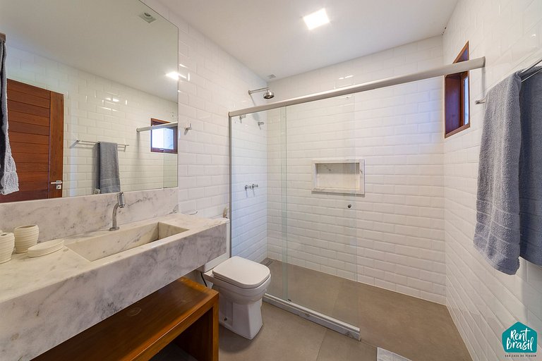 Sofisticada casa de 4 suites en Praia do Forte