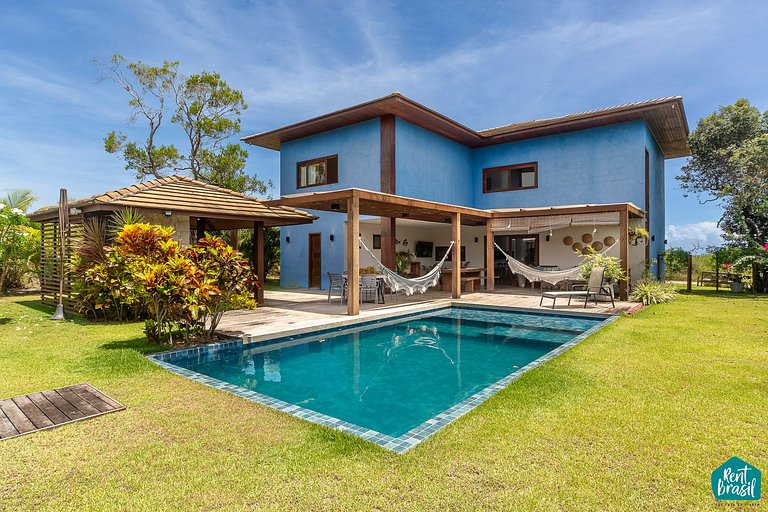 Sophisticated 4-suite house in Praia do Forte