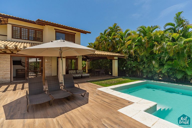 Beautiful house in Reserva Imbassaí with 4 suites and a swim