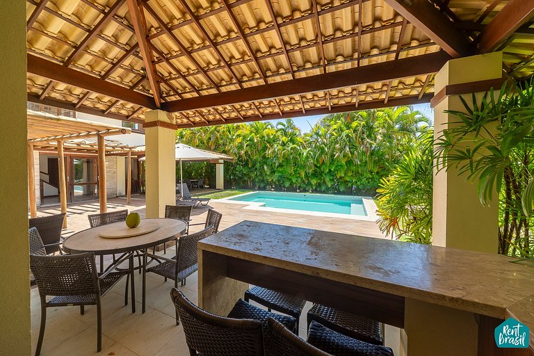 Beautiful house in Reserva Imbassaí with 4 suites and a swim