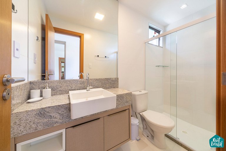 Bangalô de 3 quartos com Piscina em Imbassaí - N07