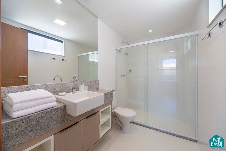 Bangalô de 3 quartos com Piscina em Imbassaí - N07