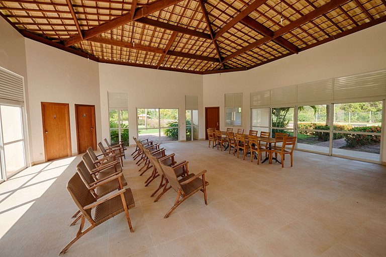 Preciosa casa en Imbassaí con 4 dormitorios y piscina