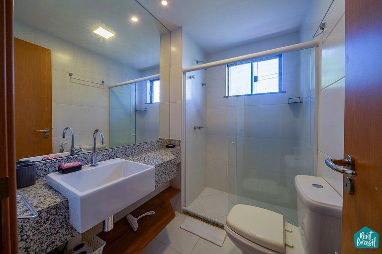 Apto Superior com Vista da Piscina em Imbassaí - D104