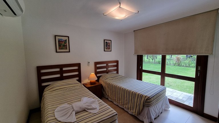 CASA 4 SUITES - Cond. Reserva Imbassaí - A15 Orquídeas