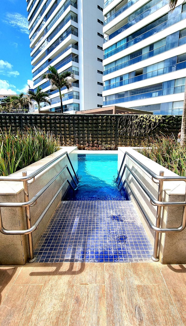 Lindo Apto 1610 quarto e sala em Ondina | Beach Class